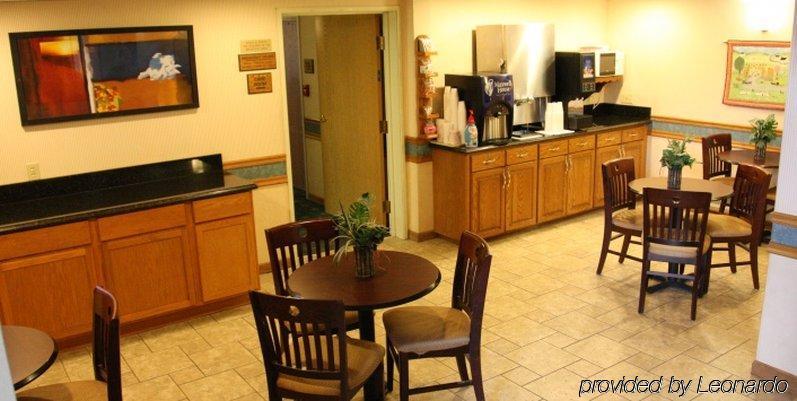 Quality Inn & Suites Shawano Экстерьер фото